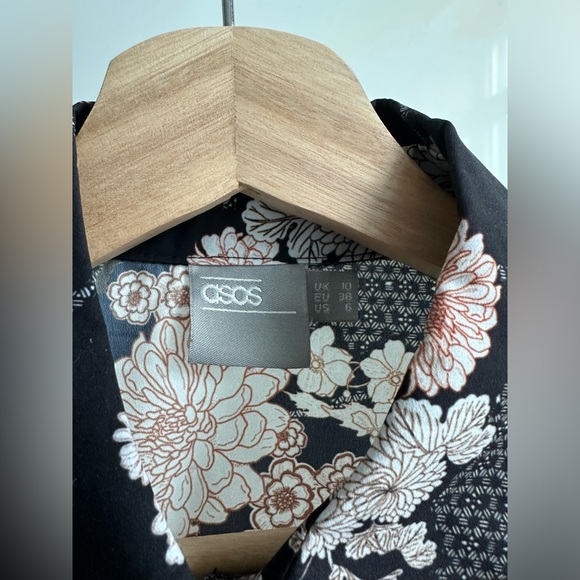 ASOS printed cropped tank top - Picture 2 of 3